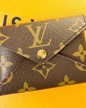 Load image into Gallery viewer, LOUIS VUITTON Monogram Small Kirigami Pochette
