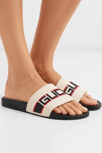 GUCCI Women’s Stripe Rubber Slide Sandals US8